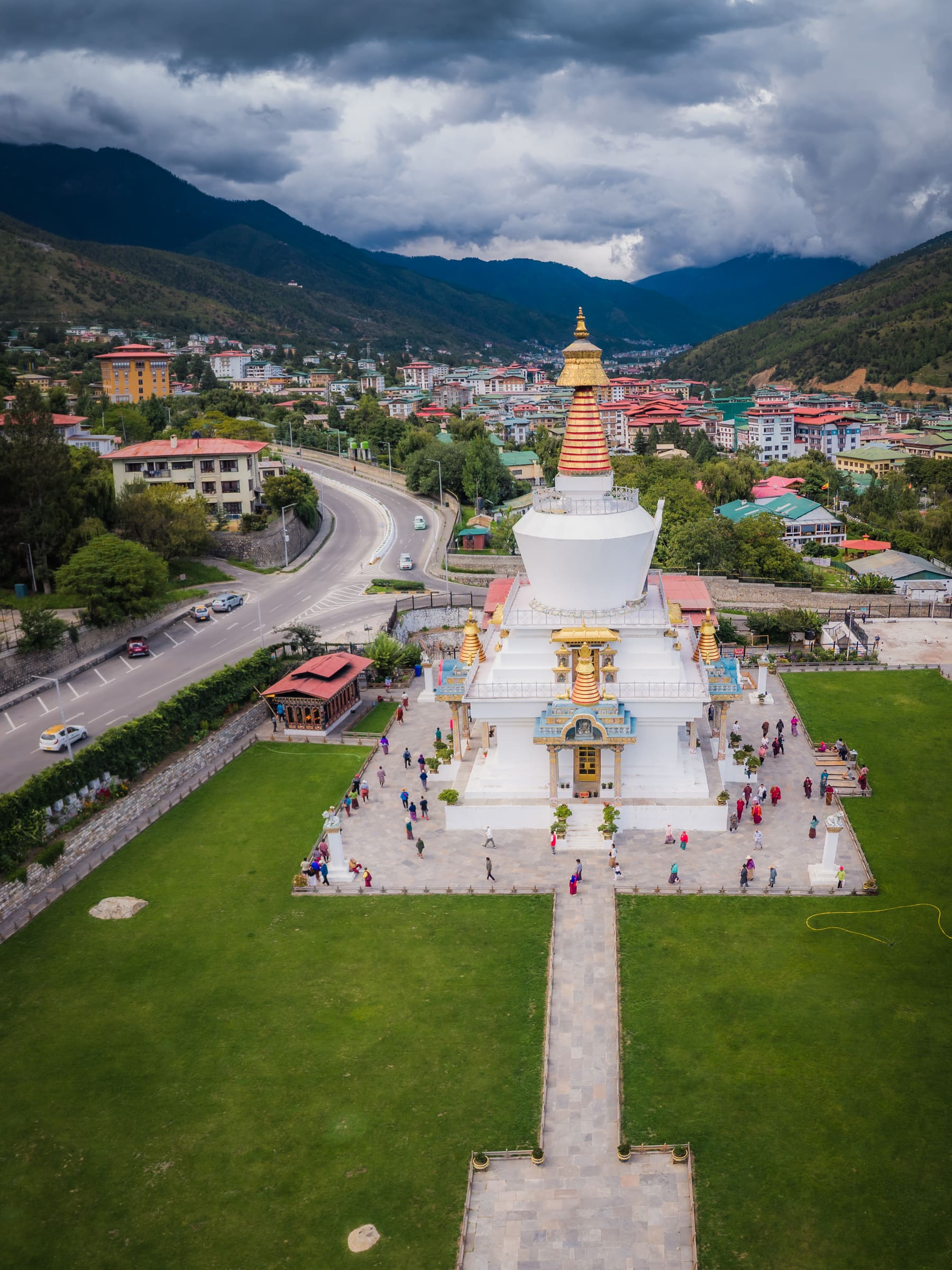Traditional Bhutanese architecture and chorten